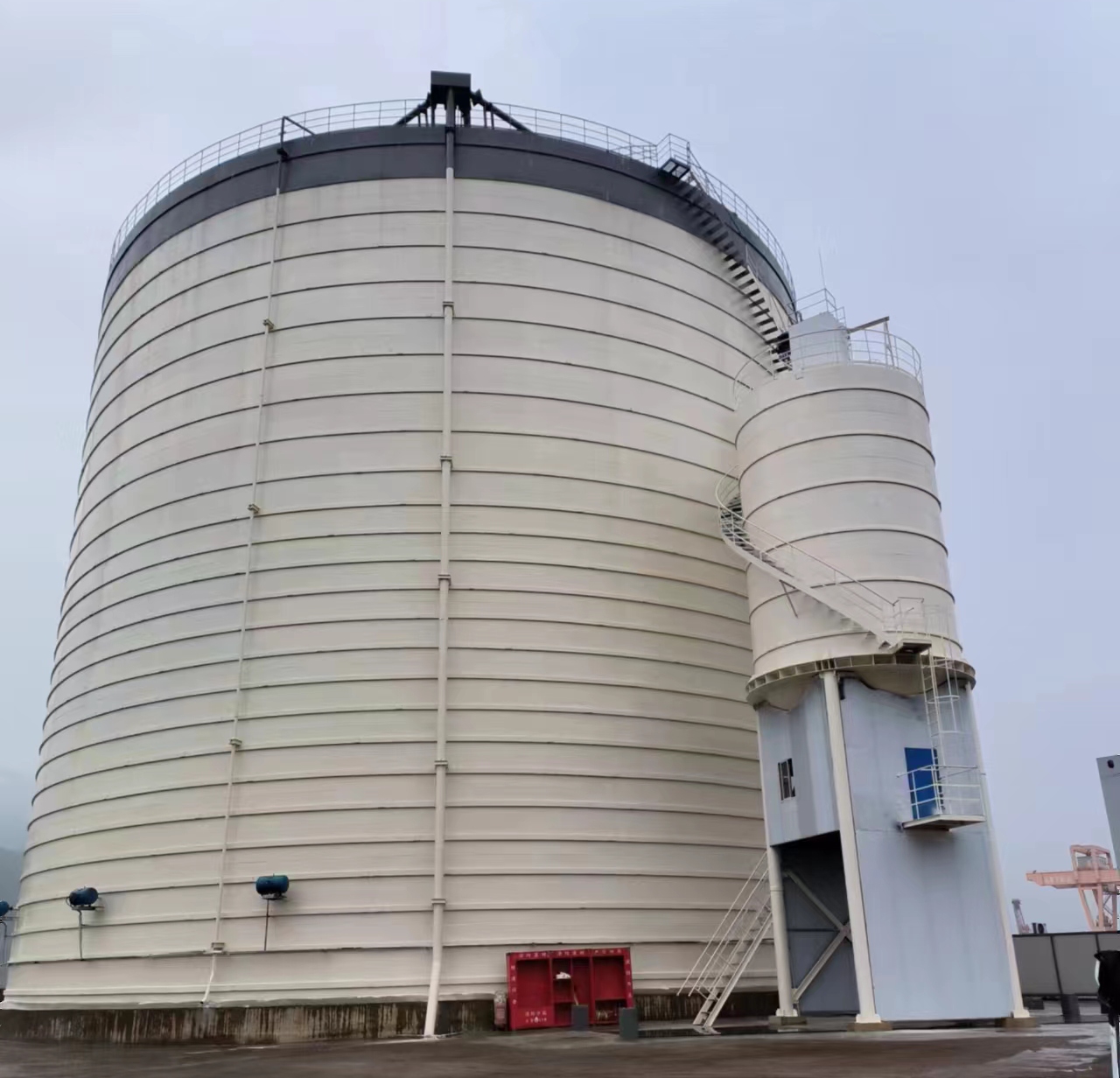 新会10万吨水泥钢板库